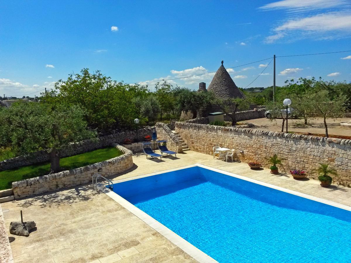 I Trulli Degli Ulivi Villa Locorotondo Dış mekan fotoğraf